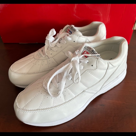Propet Other - Propét Walker LE Mens Sneaker (Size 9.5 X(3E) NWOT